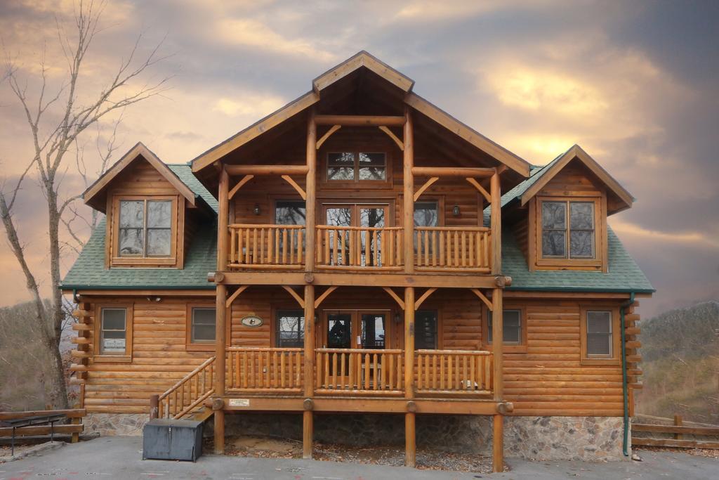 Rising Eagle Lodge - Eight Bedroom Pigeon Forge Ngoại thất bức ảnh