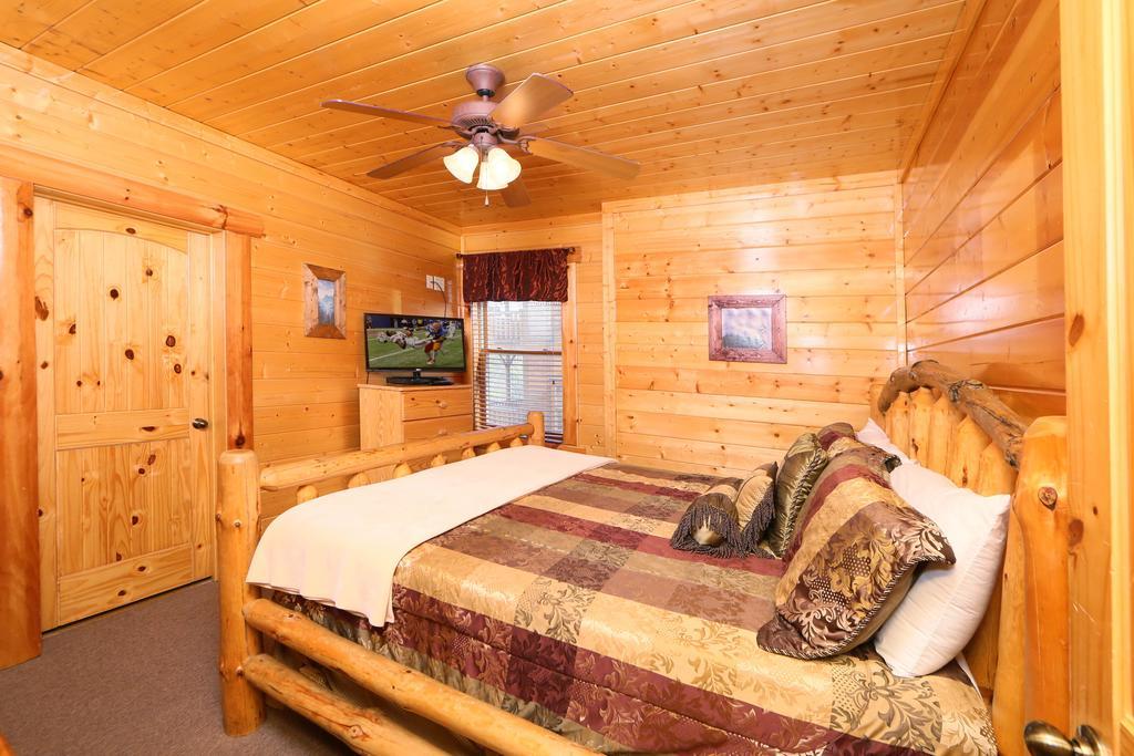 Rising Eagle Lodge - Eight Bedroom Pigeon Forge Ngoại thất bức ảnh