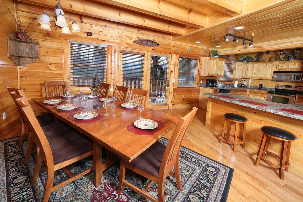 Rising Eagle Lodge - Eight Bedroom Pigeon Forge Ngoại thất bức ảnh