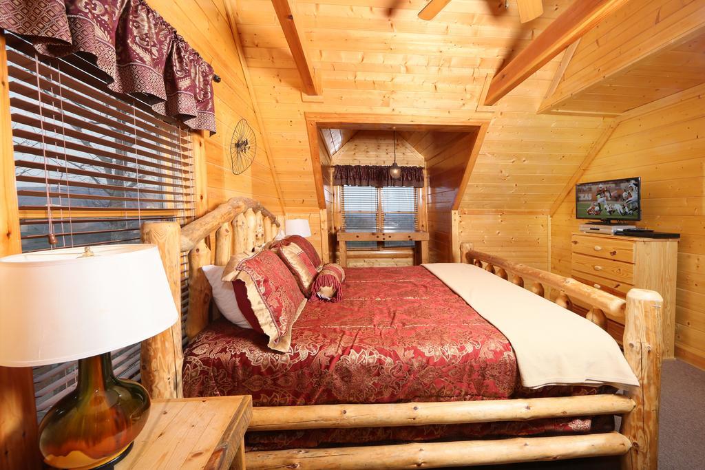 Rising Eagle Lodge - Eight Bedroom Pigeon Forge Ngoại thất bức ảnh