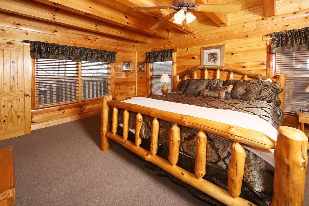 Rising Eagle Lodge - Eight Bedroom Pigeon Forge Ngoại thất bức ảnh